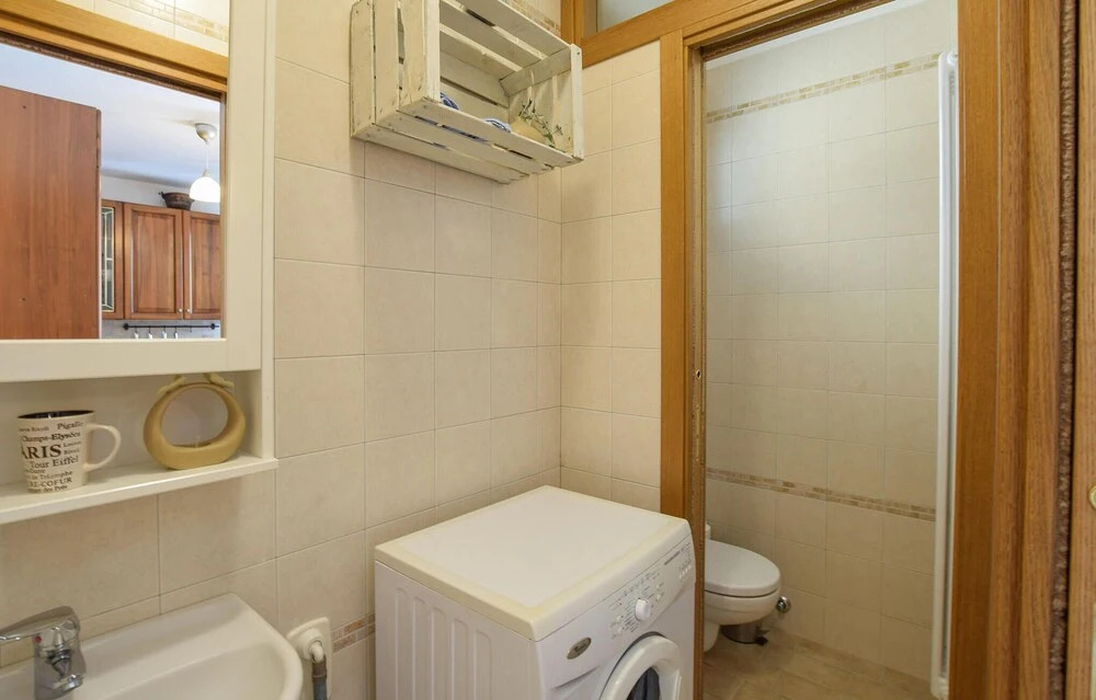 2 Bedroom Gorgeous Home In Montemerlo