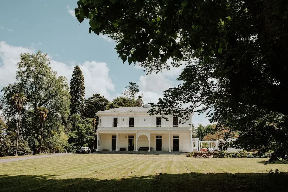 Mt Vernon Villa by MajorDomo