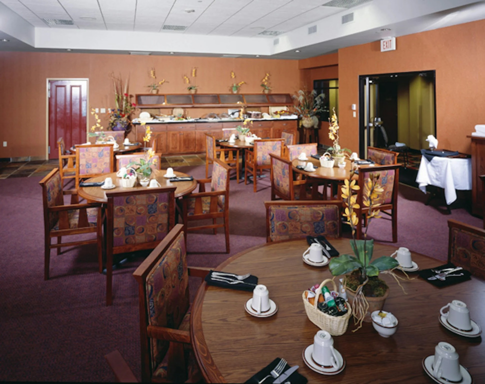Holiday Inn Hotel Pewaukee-Milwaukee West by IHG