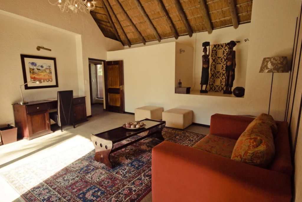 Lourie Lodge