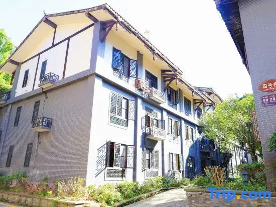 Xianlaiju Leisure Homestay (Liujian Ancient Town)
