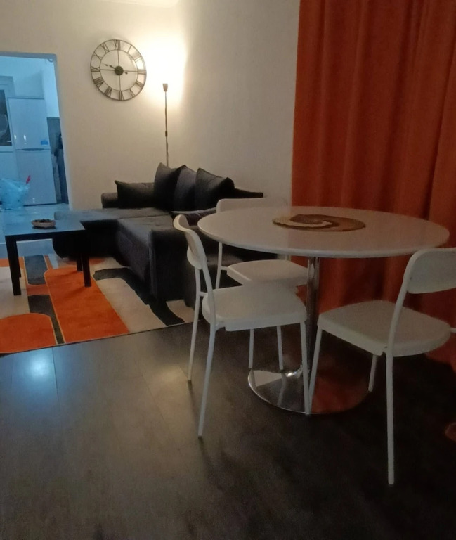 Modern & Stylish Retreat 15 Mins to Central London