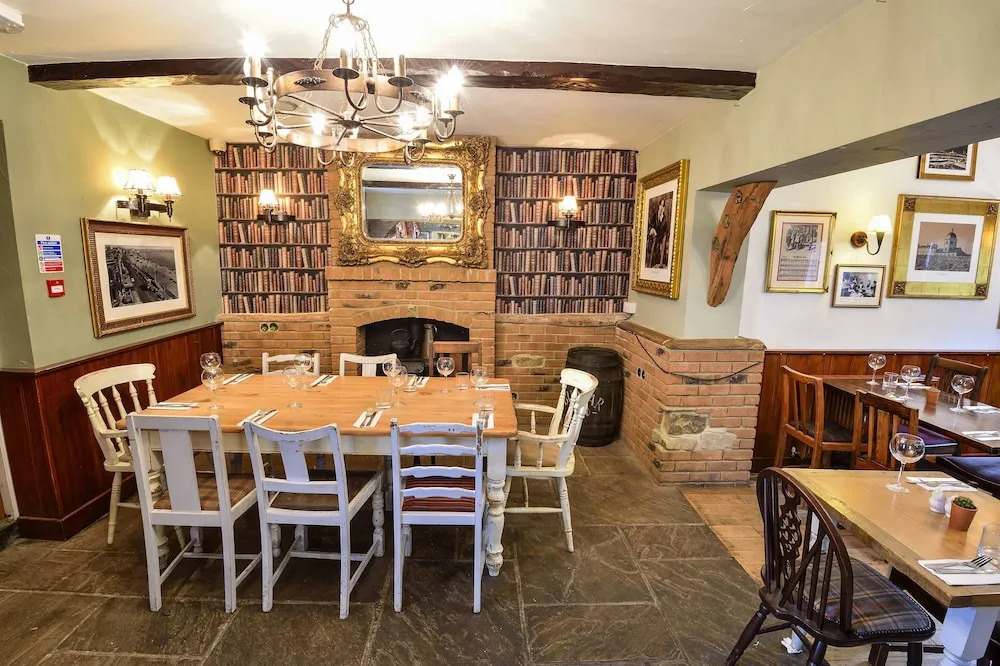 The Coach and Horses