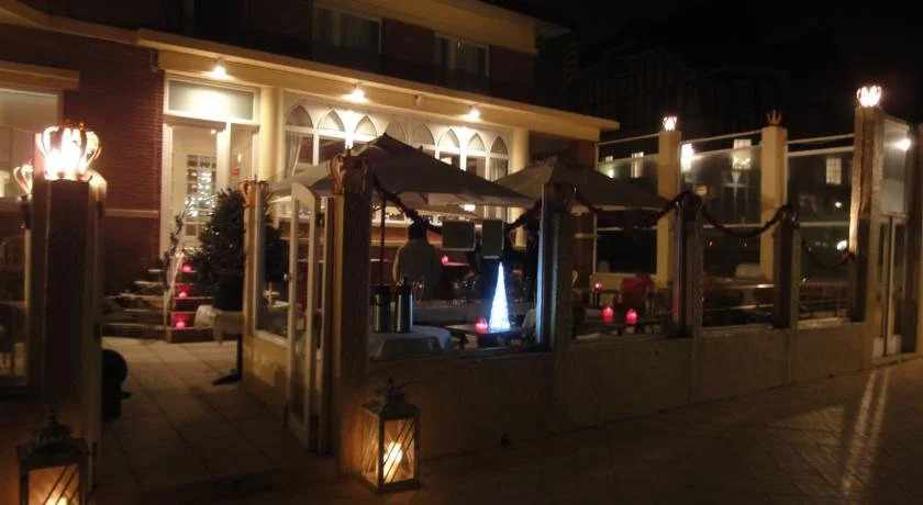 Beach Hotel