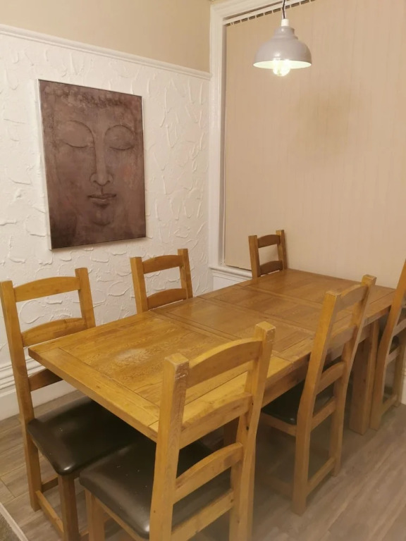 Immaculate 1-bed Apartment in Blackpool - Sleeps 5