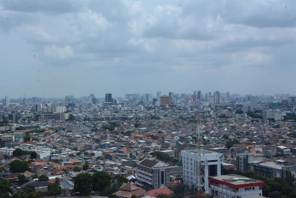 Beautiful City View 2Br Royal Mediterania Garden Residence Near Central Park Mall