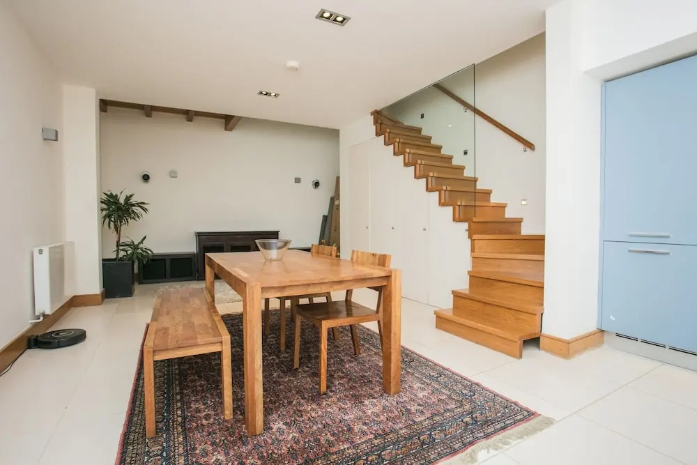 3 Bedroom House in Holland Park