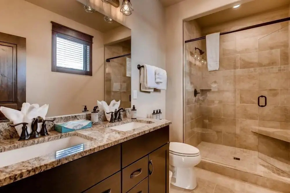 Spacious 4 Bedroom Townhome in River Run Village Within Walking Distance to Gondola and Restaurants