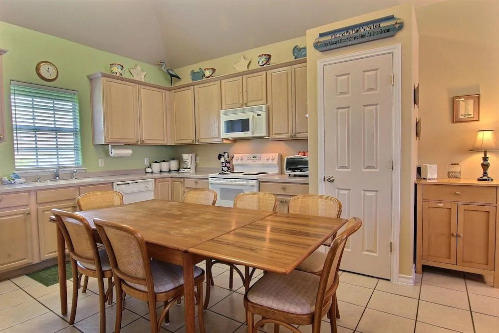 Blue Heron FH4 3 Bedrooms 2 Bathrooms Condo