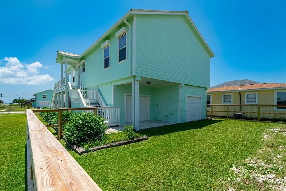 Coastal Mint