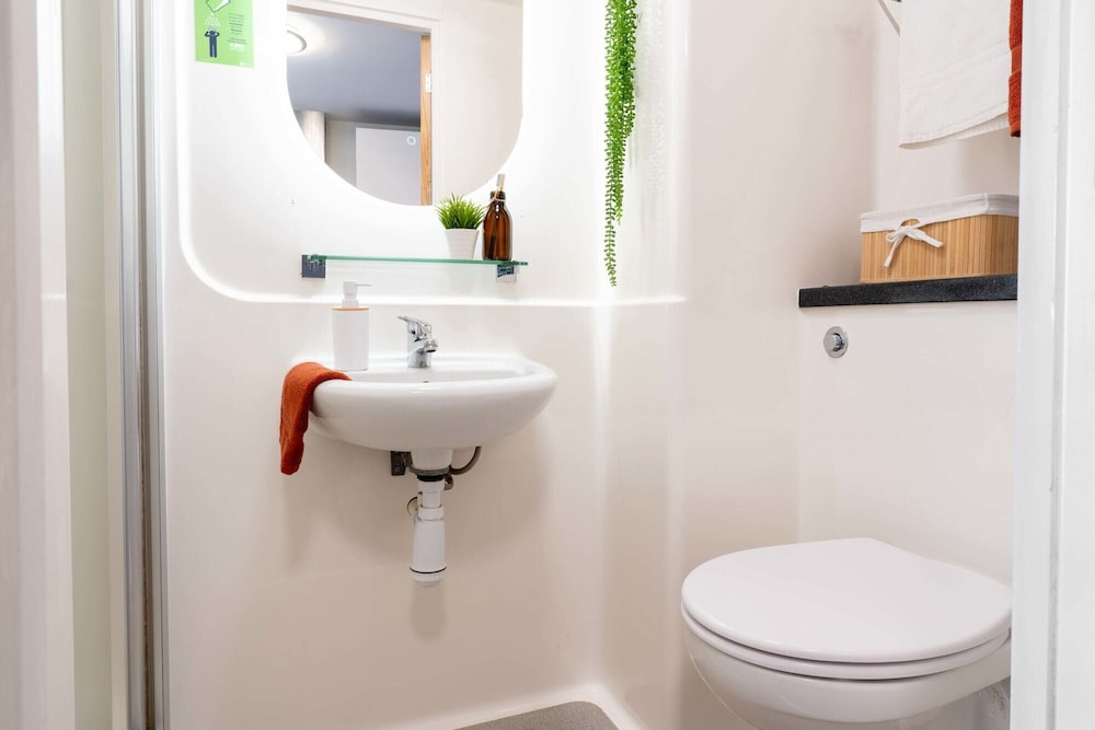 For Students Only - iQ Bristol by Bus Station and 15 Min to Uni