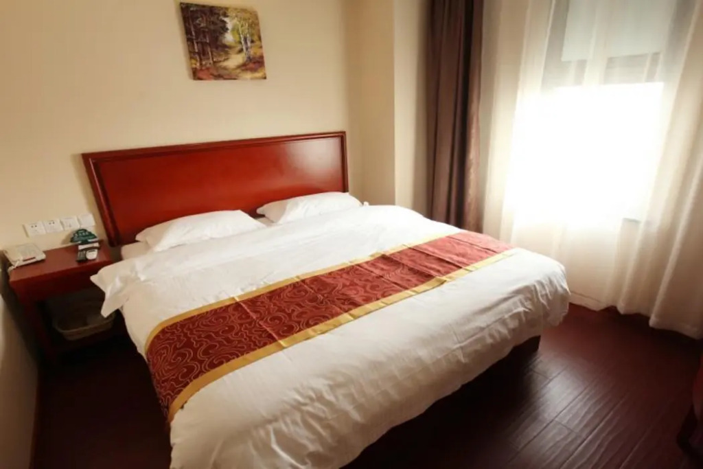 GreenTree Inn Shanghai National Convention Center Beiqing Road Fengzhong Road Shell Hotel