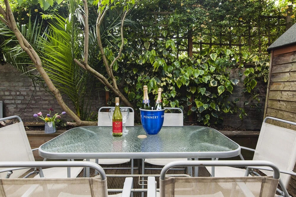 Bright Munster Road Apartment - MM2