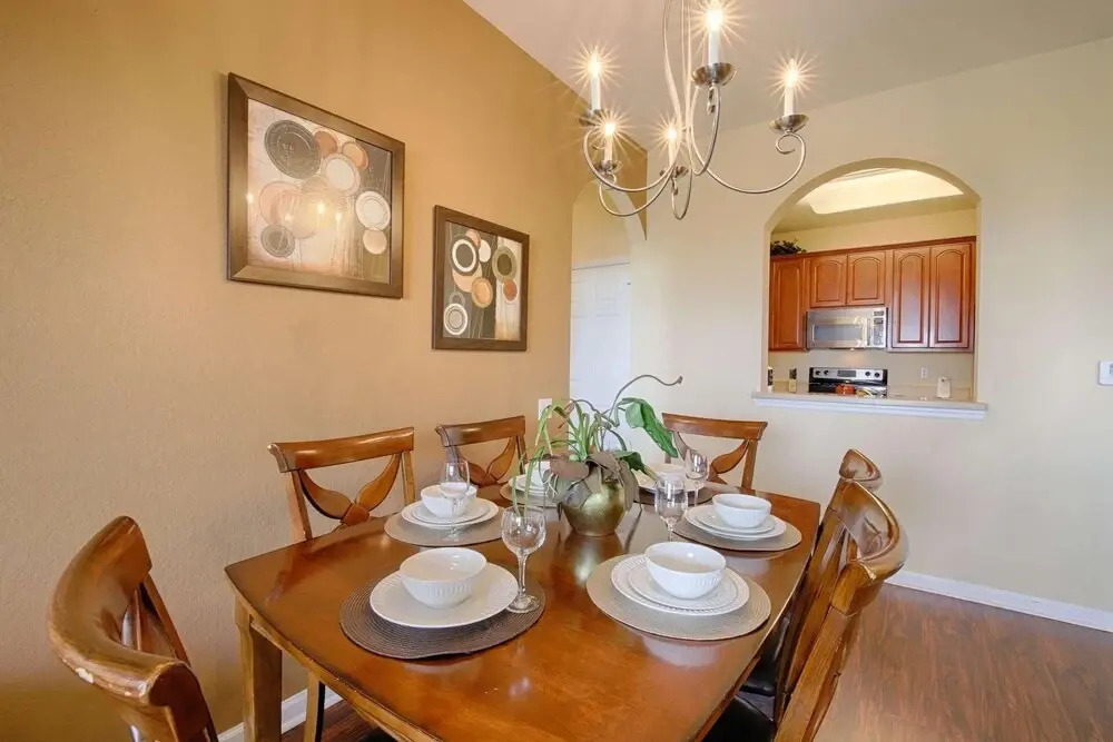 4126 Vista Cay