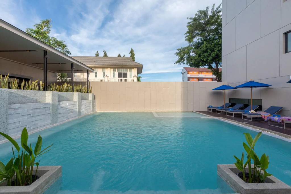 Patong Bay Residence
