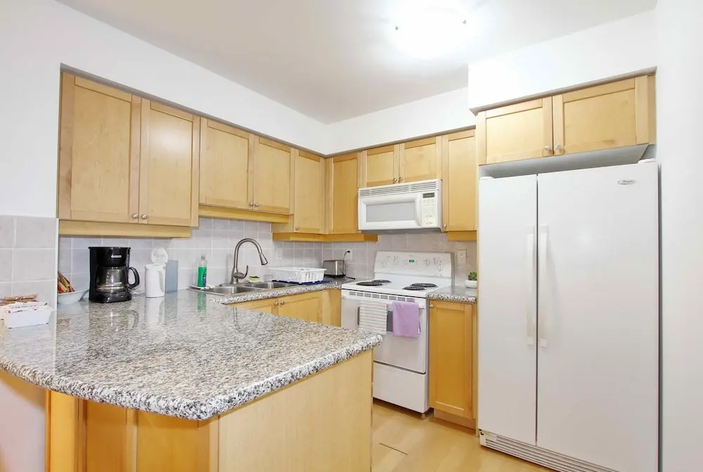 Pelicanstay in Harrison Garden Boulevard