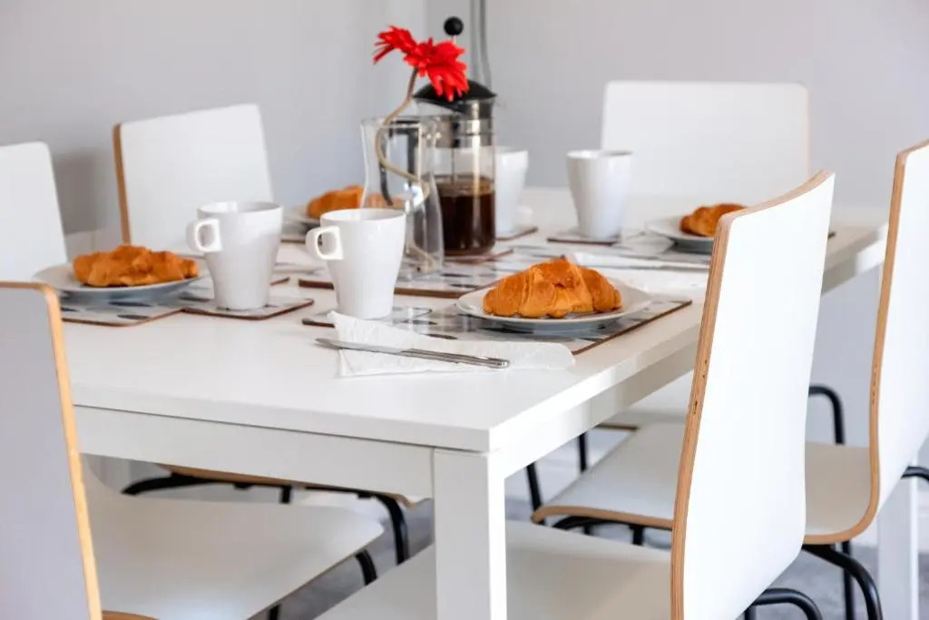 Sovereign House - by TJ Serviced Property