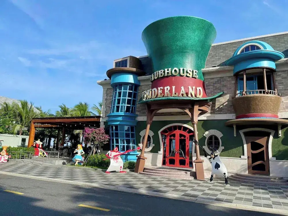 Wonderland Royal Mansions Ho Tram