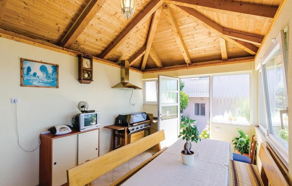 Awesome Home in Orasac With Wifi and 2 Bedrooms