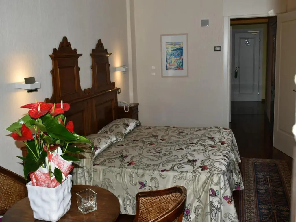 Villa Madrina Lovely and Dynamic Hotel