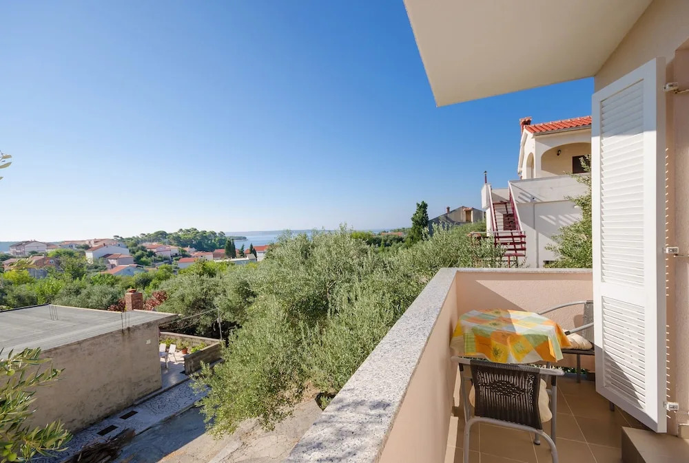 Apartments Josip
