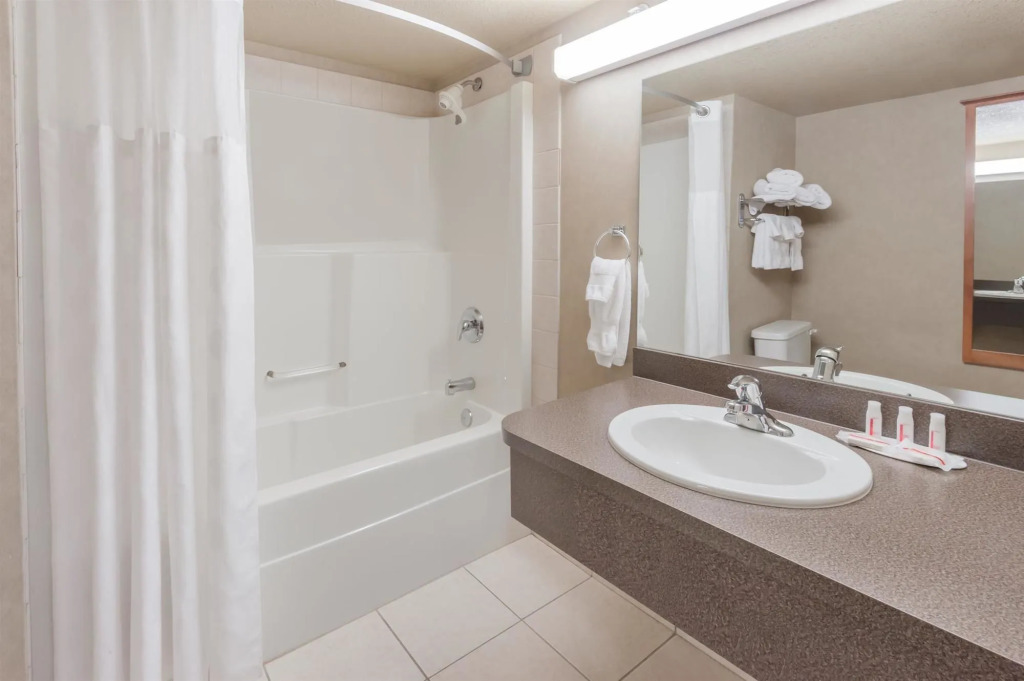 Canalta Hotel Airdrie