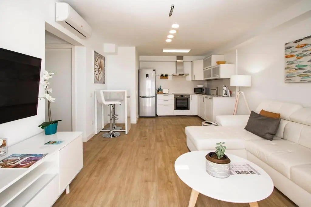 Flower beach suites 17