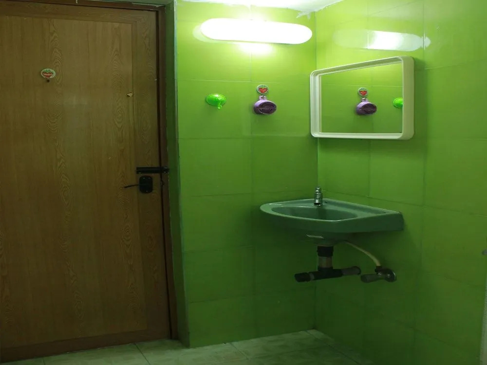 OYO 9358 Home Designer 1BHK Candolim