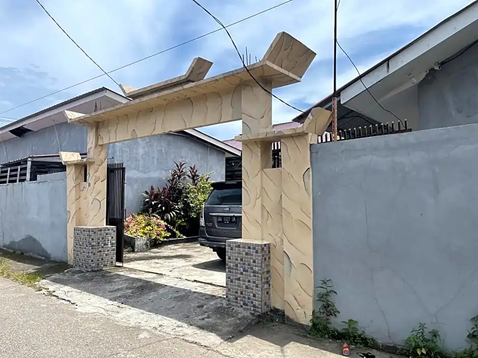 OYO 90616 Jojo Residence Syariah