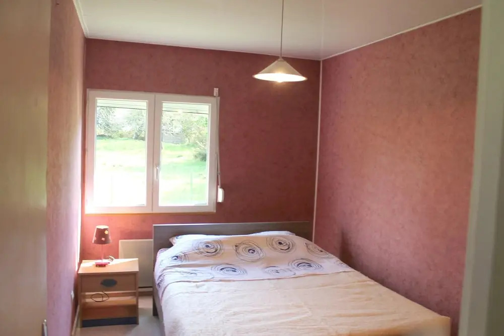House With 2 Bedrooms in Saint-pierre-de-cormeilles, With Enclosed Gar