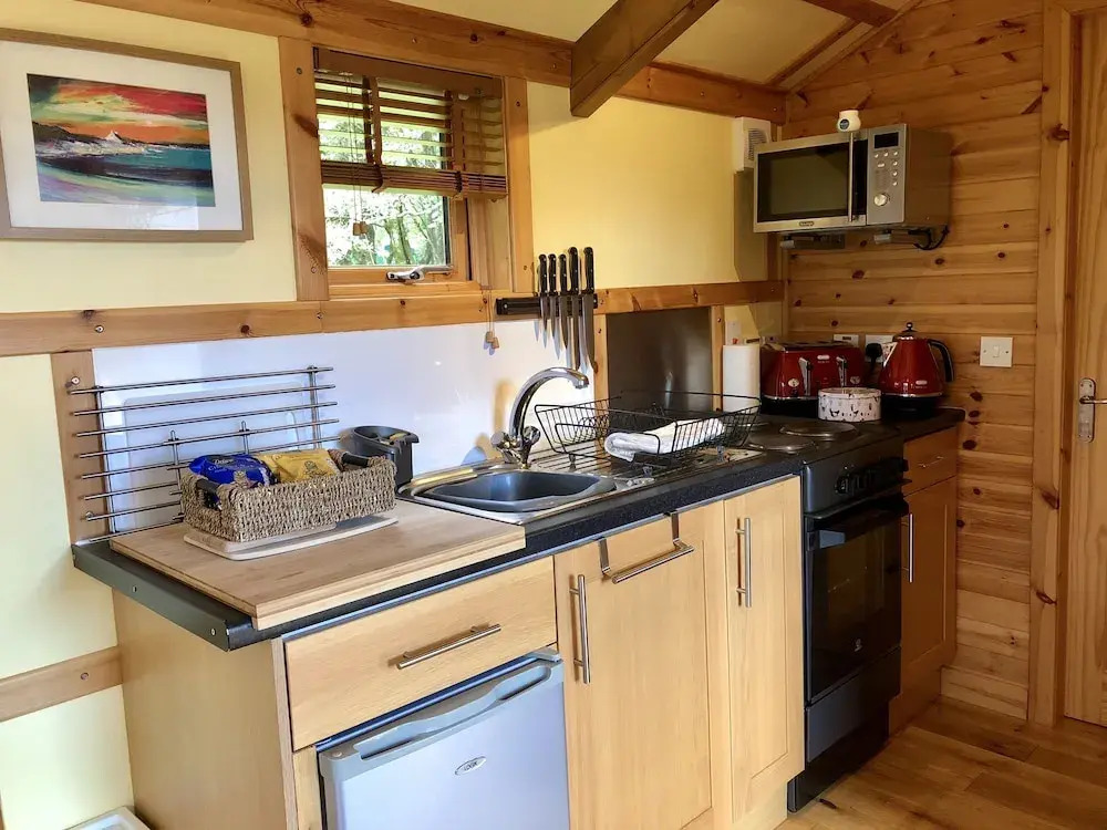 Rashfield Sheilings - Romantic Riverside Lodges near Dunoon & Pucks Glen