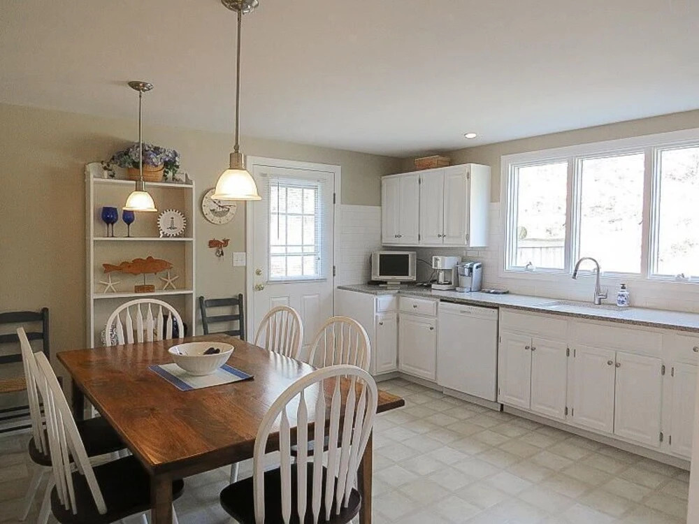 35 Cory Lane - Three Bedroom House