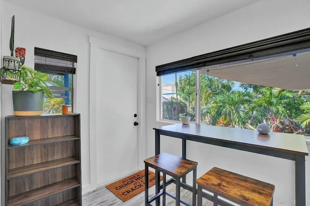 Zen 2br, 7 Min From Beach & Airport, Save Now!