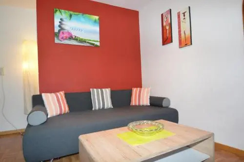 LOW BUDGET Apartment Areit Lozano by Apartments Ged