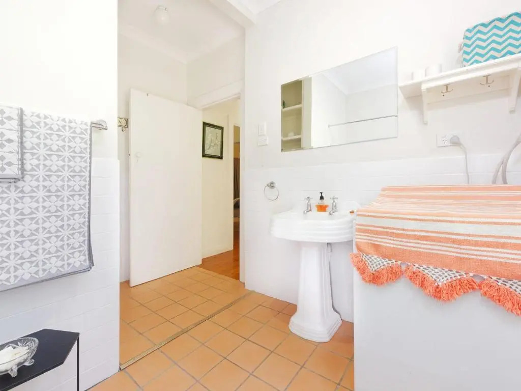 Redwood Cottage Burradoo getaway Southern Highlands 4pm Check Out Sunday