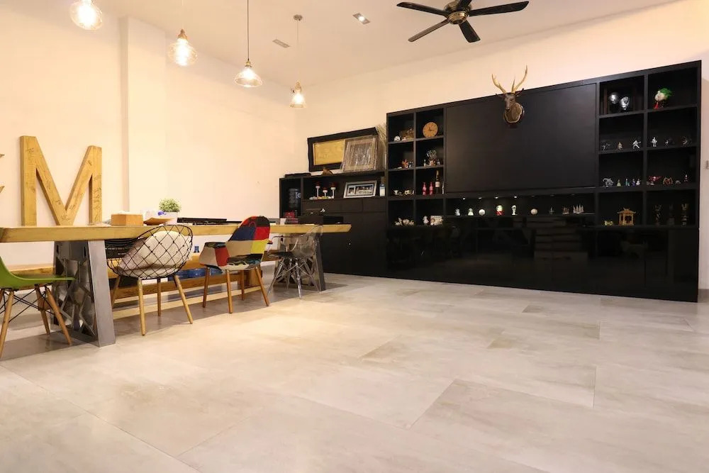 MM Capsule Hostel