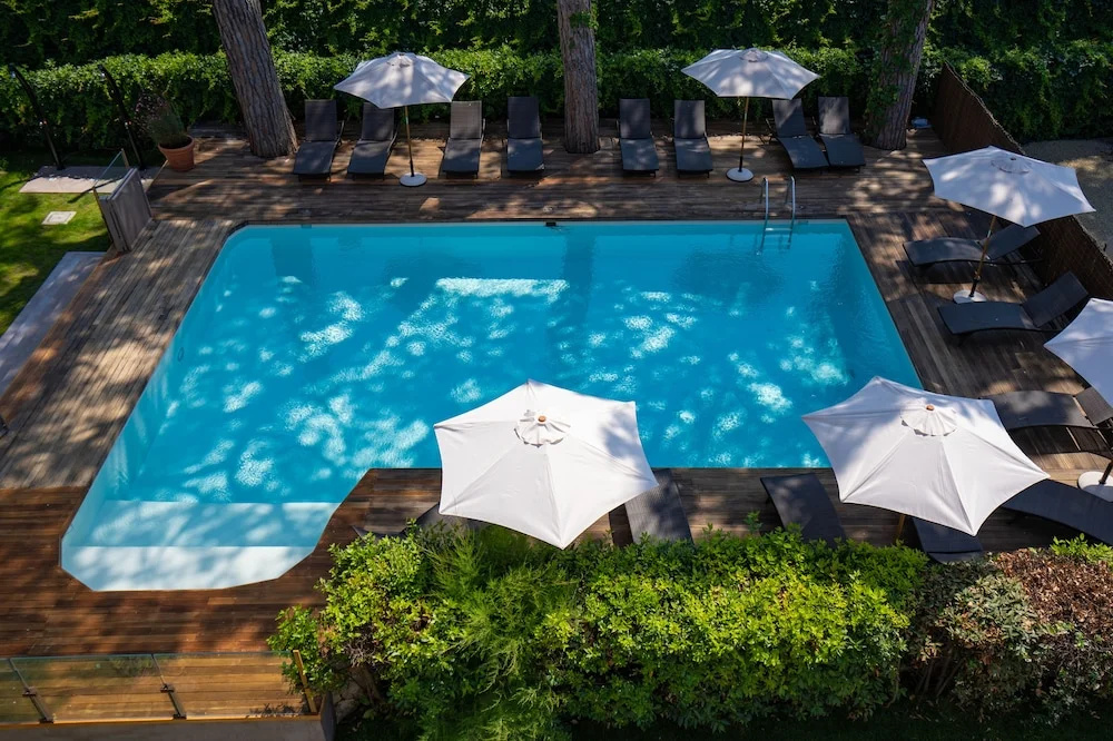 Marina Garden Hotel