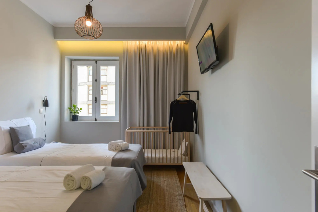 Feel Porto Merlot Townhouse