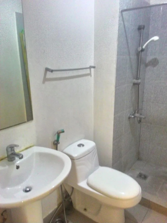 OYO 769 Poblacion Suites Polaris