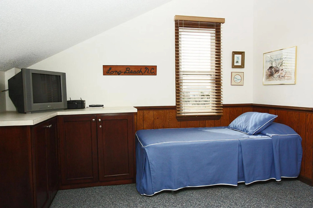 Wahoo by Oak Island Accommodations