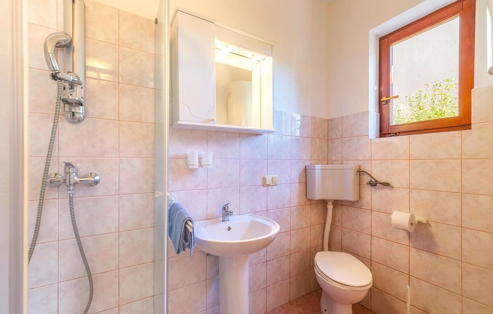 Amazing Apartment in Rovinj With Wifi