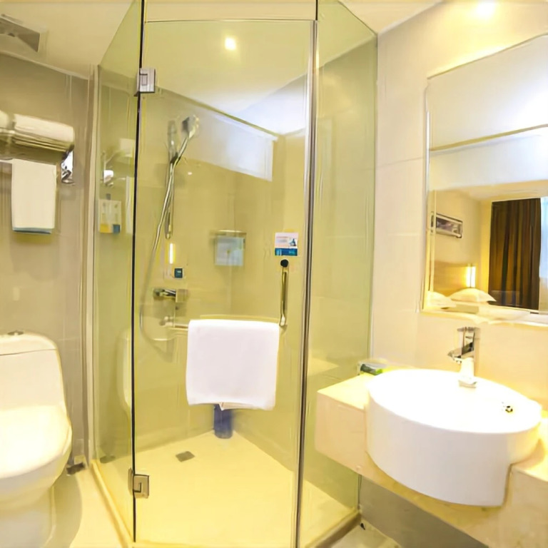 Yihao Hotel (Yichang Three Gorges Tourist Center Wanda Plaza Branch)