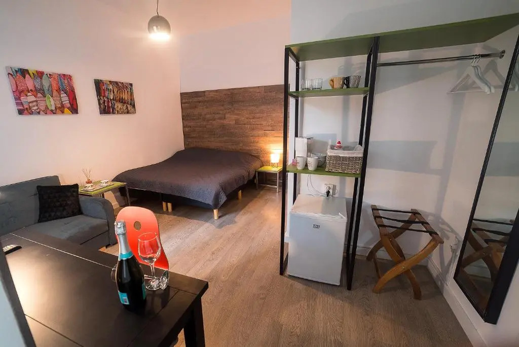 Ultra central bohemian apartment 3