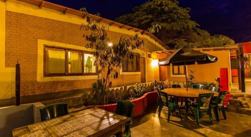 Palosanto Backpackers