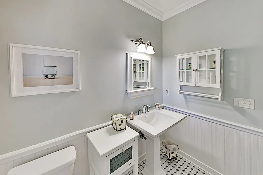 3848cott 6 Bedroom Home