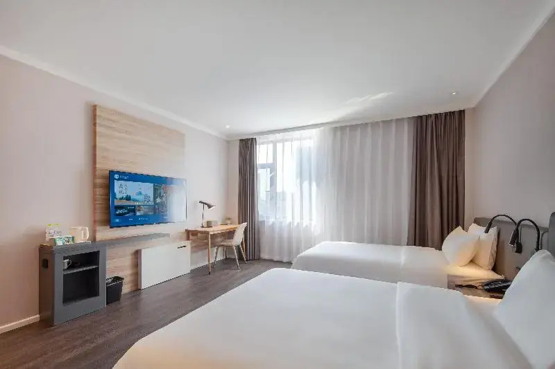 HanTing Hotel (Jinan Jing Fourth Road Provincial Eye Hospital)