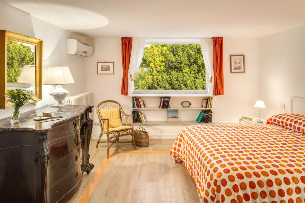Casa Bianca in the Heart of the Town, Daily Housekeeping & Concierge