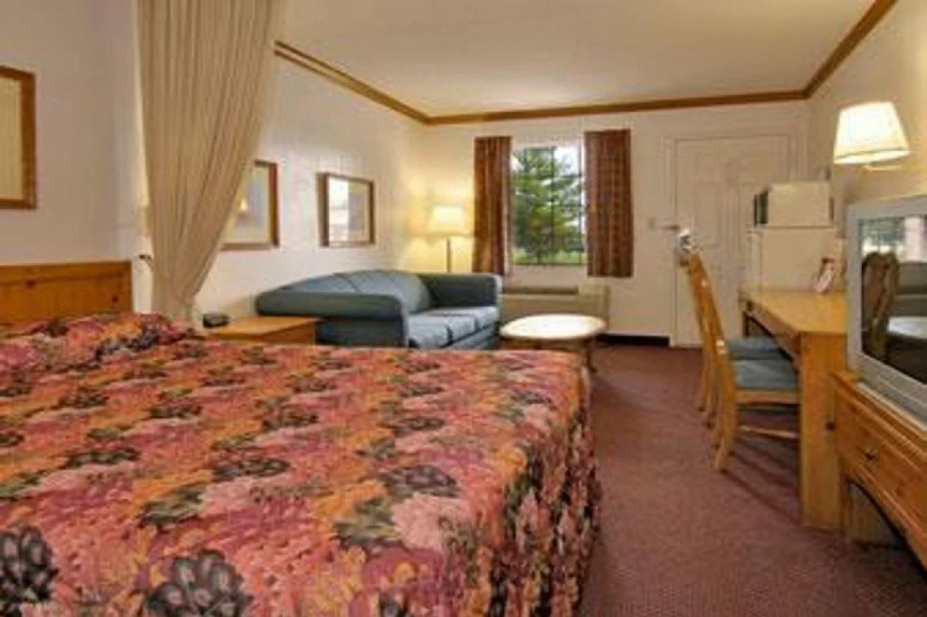 Indy Speedway Inn