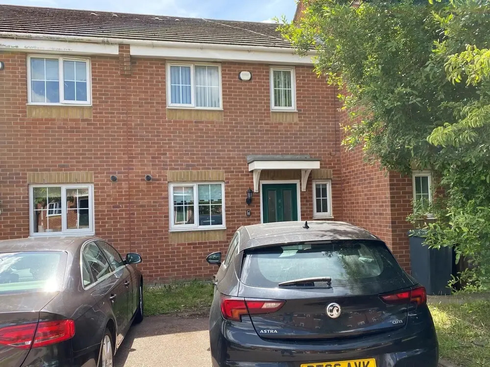 Oakley Vale House and Garden! Free Private Parking, TV, Fully Equipped