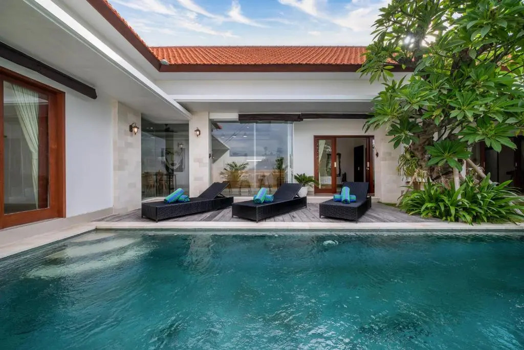 AV Villa Selina